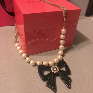 Betsey Johnson pearl black bow necklace rhinestone